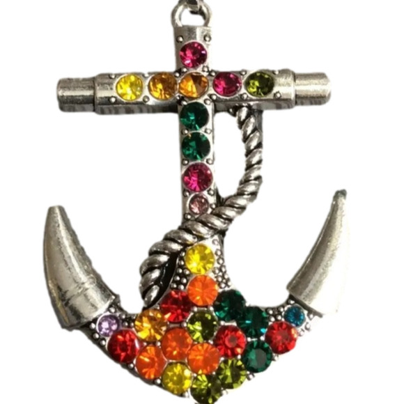 BETSEY JOHNSON GORGEOUS SILVER AND MULTI COLOR CRYSTAL ANCHOR NECKLACE - Picture 1 of 2